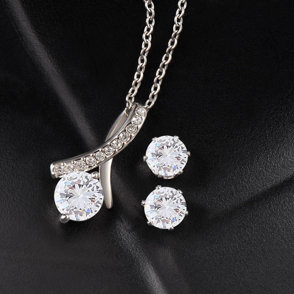 Alluring Beauty Necklace & Earrings Set for Mum